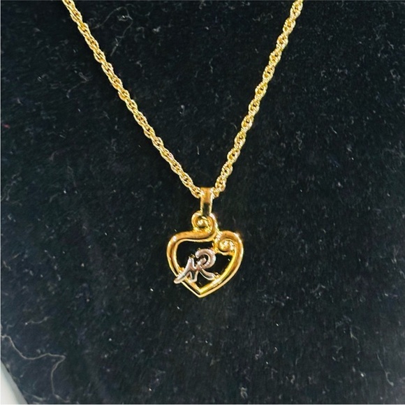 Nina Ricci Gold Link Necklace